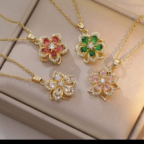 Flower rotating pendent neclace